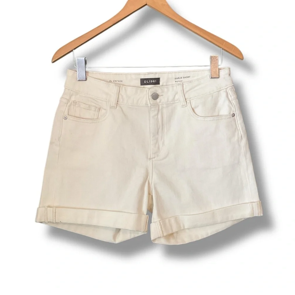 DL1961 Vintage White Karlie Cuffed Boyfriend High Waist Short Size 27